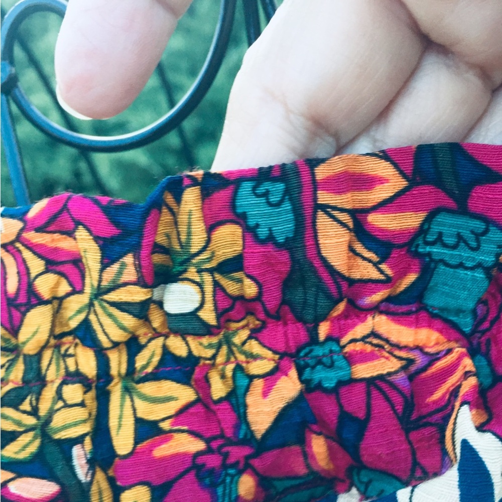 Floral Maeve  Crop Top with peplum - Picture 7 of 11